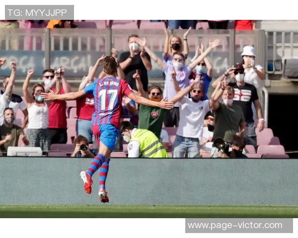 巴萨关注莱万特前锋艾永合同细节解读解约金3000万转会分成引热议